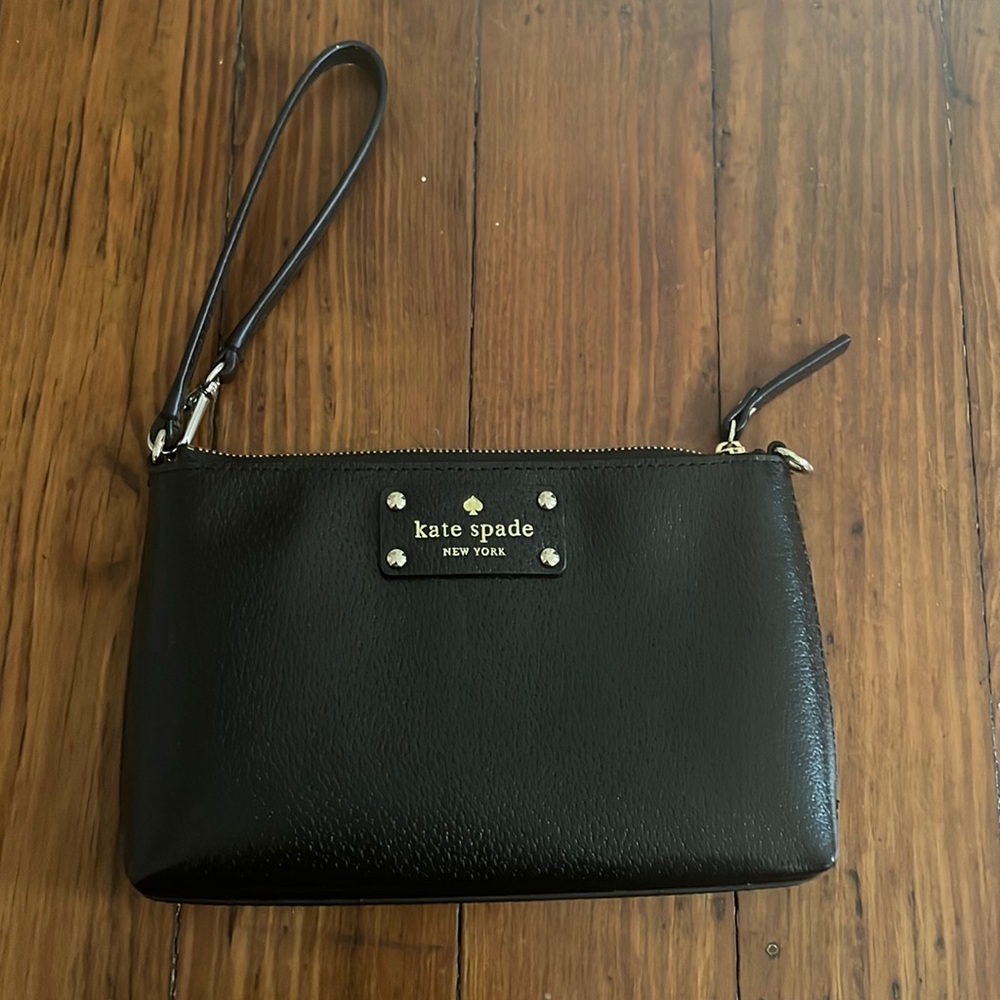 kate spade wristlet